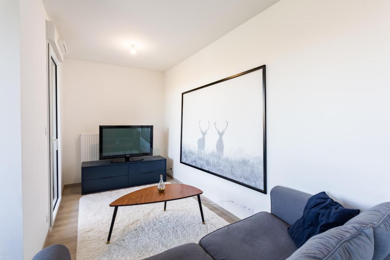 Le Rio, Appartement Avec Terrasse & Parking Rennes Zewnętrze zdjęcie