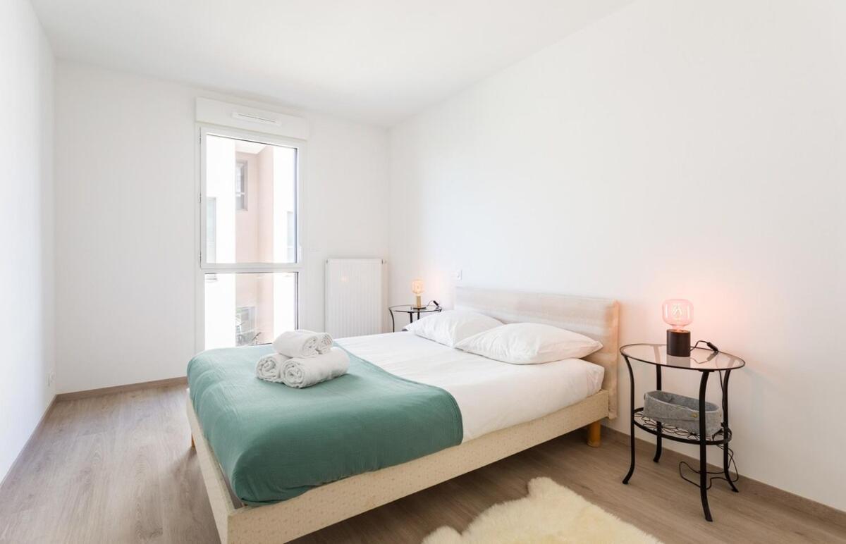 Le Rio, Appartement Avec Terrasse & Parking Rennes Zewnętrze zdjęcie