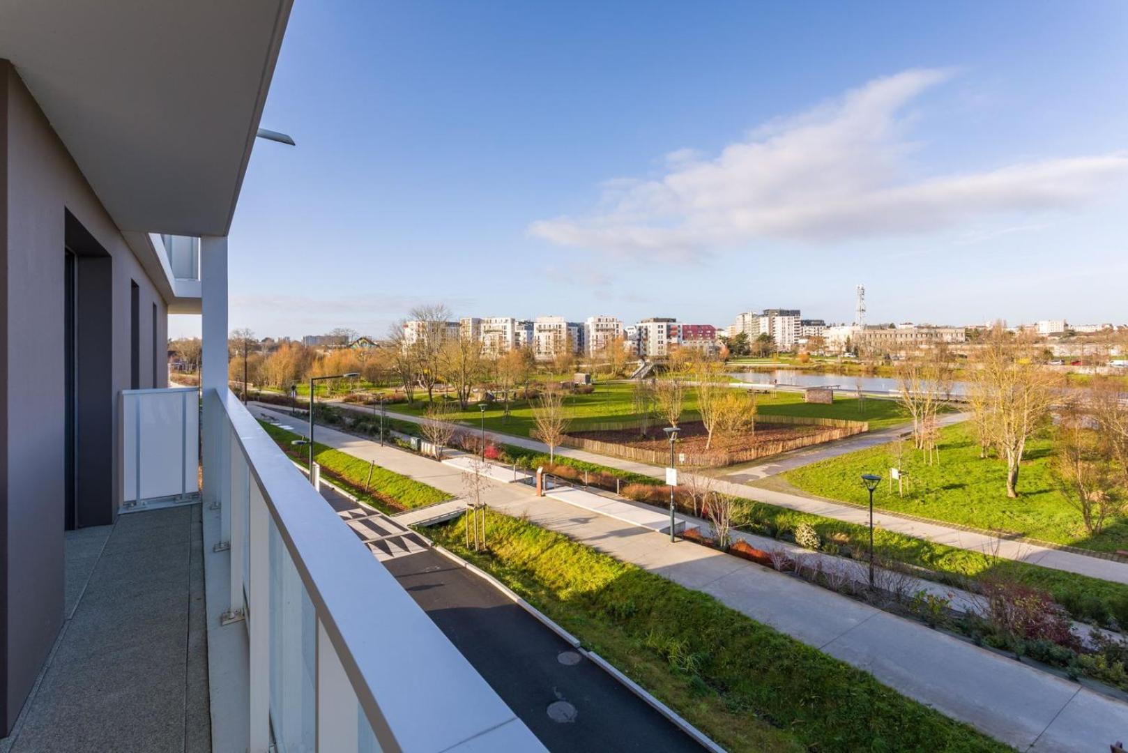 Le Rio, Appartement Avec Terrasse & Parking Rennes Zewnętrze zdjęcie