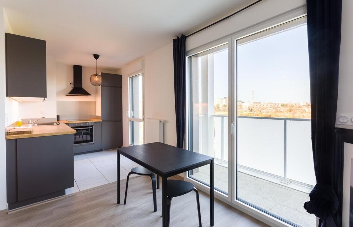 Le Rio, Appartement Avec Terrasse & Parking Rennes Zewnętrze zdjęcie